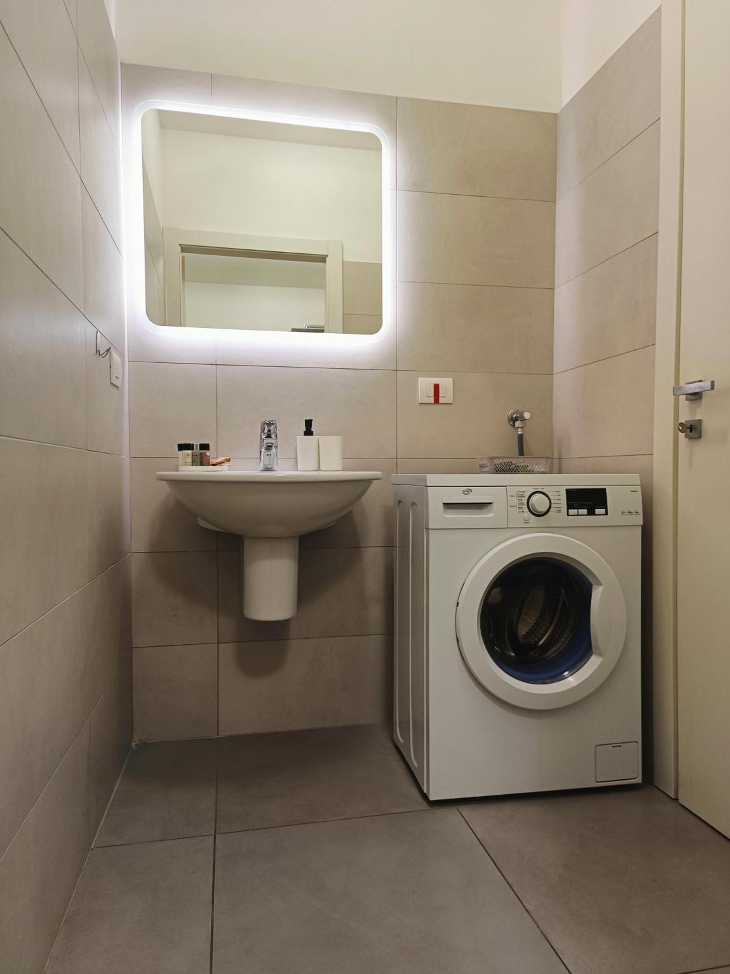 Yr Apartments Milan - Navigli Екстериор снимка