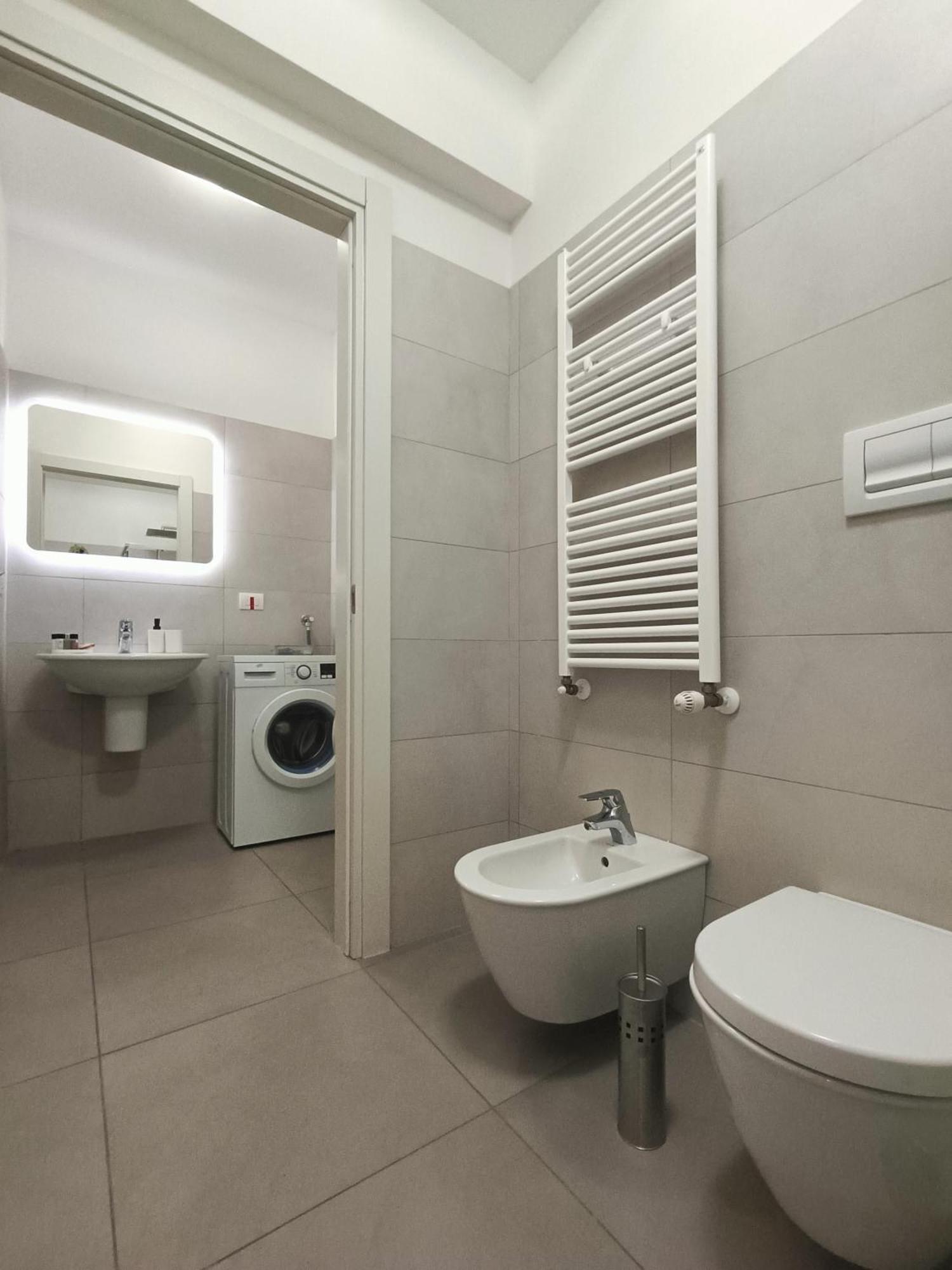 Yr Apartments Milan - Navigli Екстериор снимка