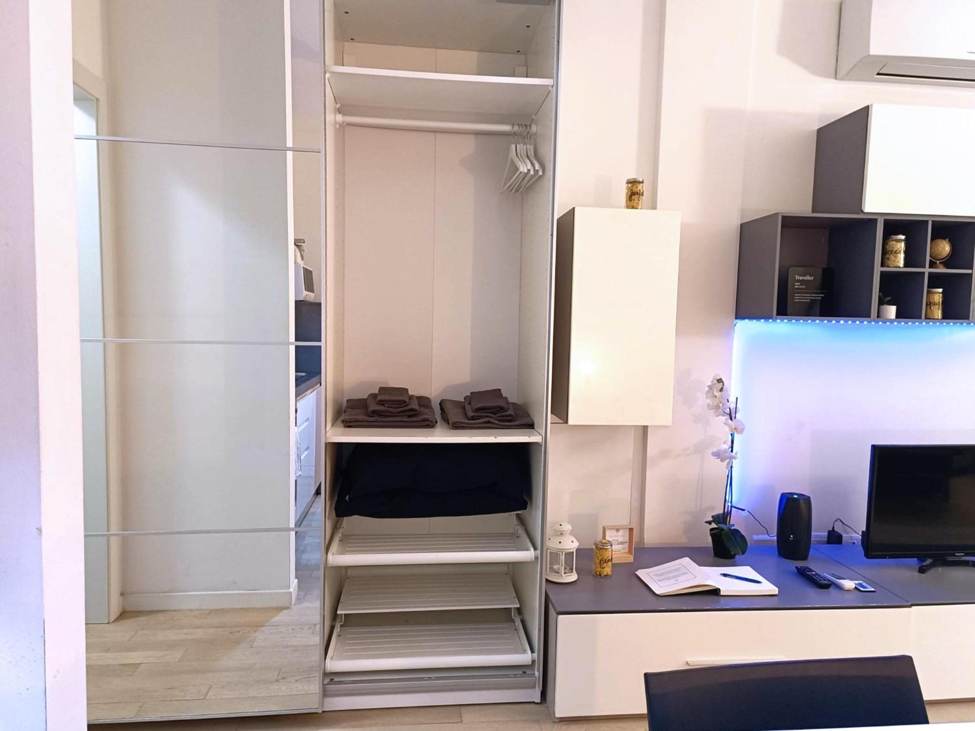 Yr Apartments Milan - Navigli Екстериор снимка